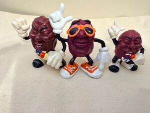 Vintage California Raisins PVC Figure Lot of 3 Singer Microphone Sunglasses 1987